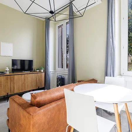 Apartment Lumiere Azureenne *