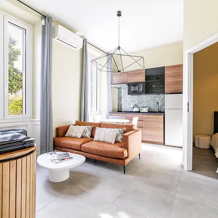 Lumiere Azureenne Apartment *